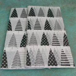 wrapping-xmas-paper